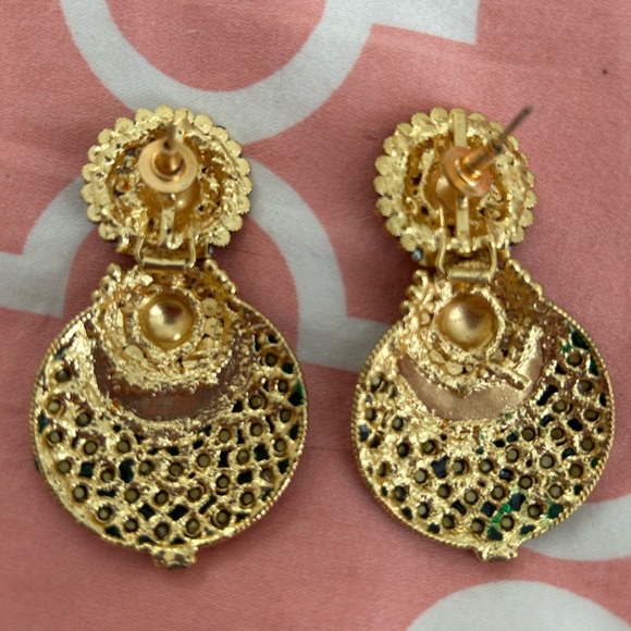 Elegant Gold and Green Statement Earrings - Picture 3 of 3